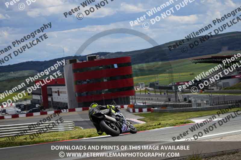 cadwell no limits trackday;cadwell park;cadwell park photographs;cadwell trackday photographs;enduro digital images;event digital images;eventdigitalimages;navarra;no limits trackdays;peter wileman photography;racing digital images;trackday digital images;trackday photos